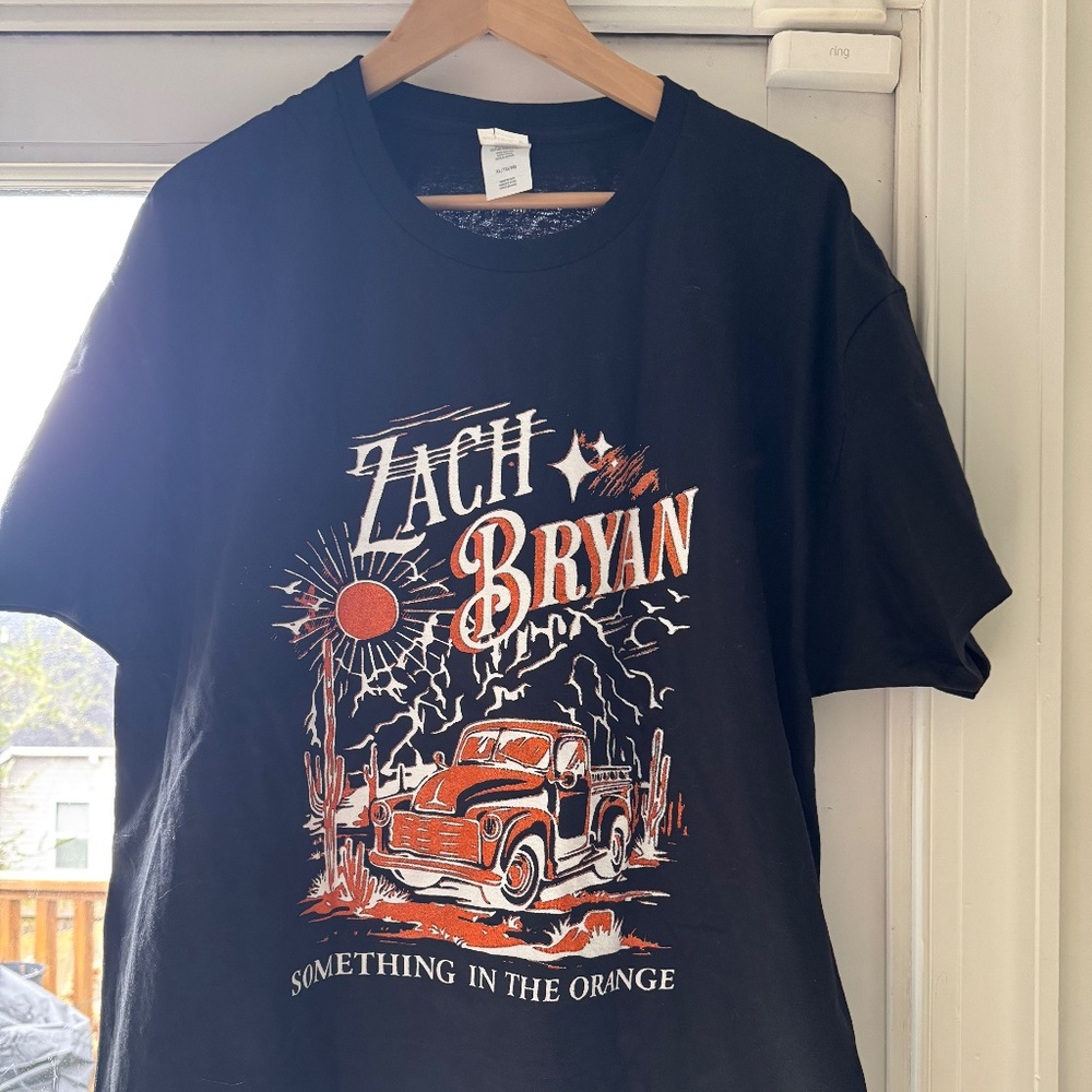 NWOT XL Official Zach Bryan Something In The Orange